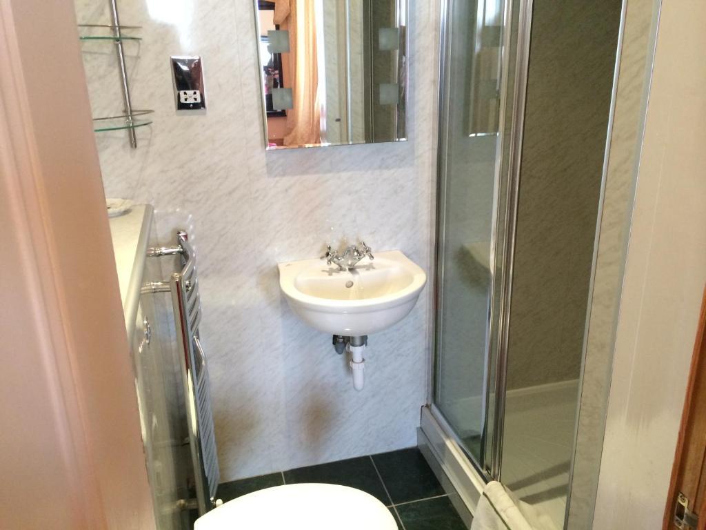 Bellevue Gasthof 2*